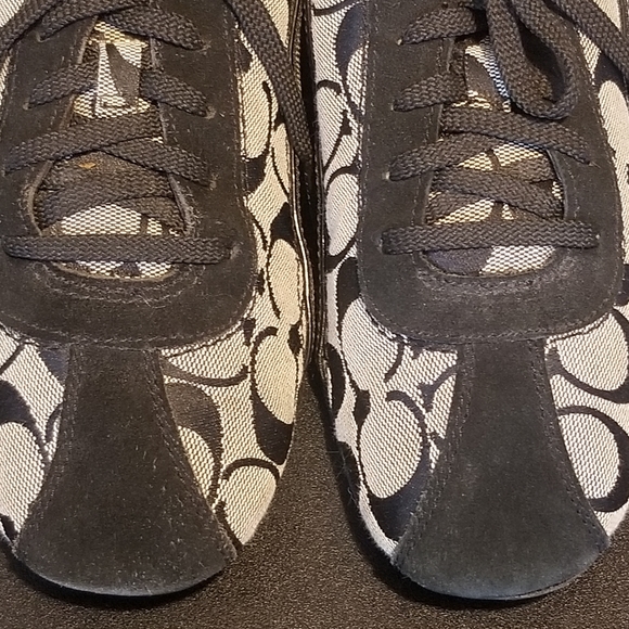 Coach Black/Grey Classy Sneakers 9.5 - Picture 9 of 9